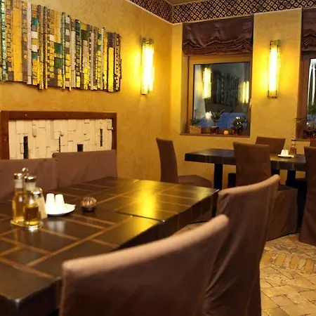 Hotel Dras